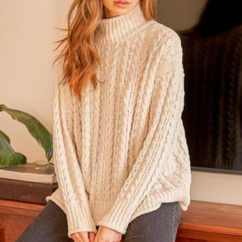 NWT Lulu's Beige Cable Knit Oversized Chunky Turtleneck Sweater Size XS - Picture 1 of 11